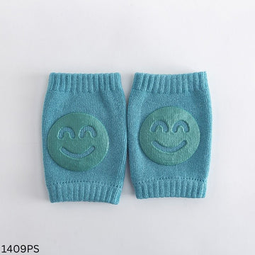 Baby Emoji Knee Pad - Paste